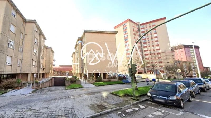 3 sypialnia Mieszkanie na sprzedaż w Santander - 121 000 € (Ref: 9580069)