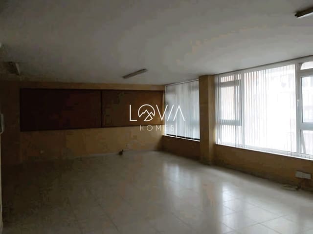 Local Commercial à vendre à Camargo - 178 000 € (Ref: 9598346)