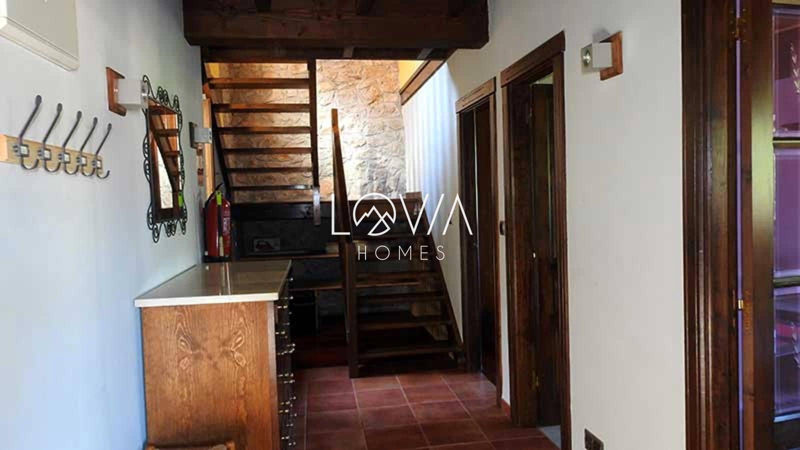 Chalet de 4 habitaciones en Onís en venta con garaje - 179.000 € (Ref: 9598347)