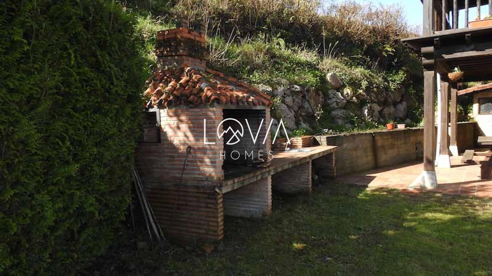 Chalet de 4 habitaciones en Onís en venta con garaje - 179.000 € (Ref: 9598347)