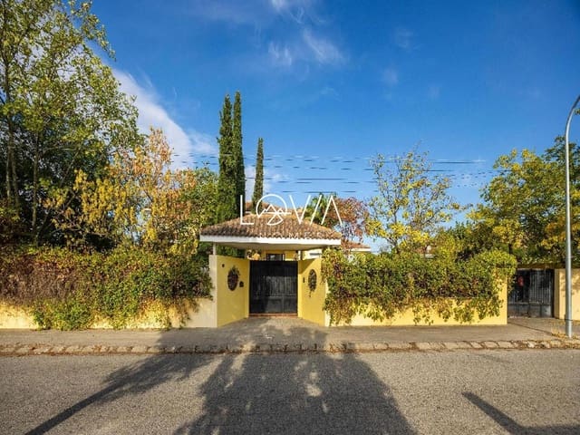 4 chambre Villa/Maison à vendre à Villaviciosa de Odón avec piscine - 1 300 000 € (Ref: 9610198)