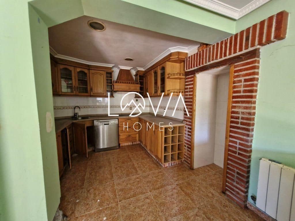 5 bedroom Townhouse for sale in Ribamontan al Monte - € 139,000 (Ref: 9610349)
