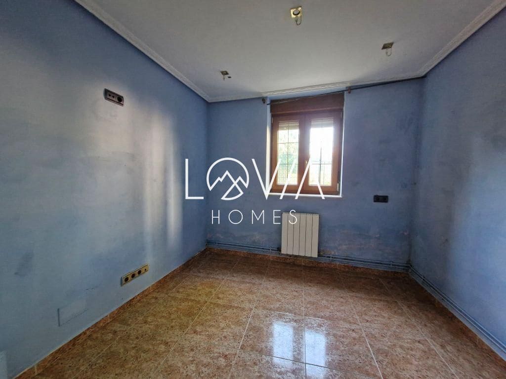 5 bedroom Townhouse for sale in Ribamontan al Monte - € 139,000 (Ref: 9610349)