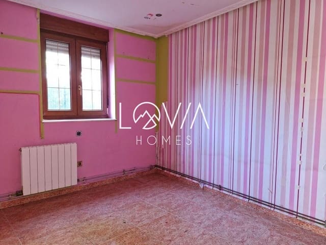 5 soverom Hus til salgs i Ribamontán al Monte - € 139 000 (Ref: 9610349)