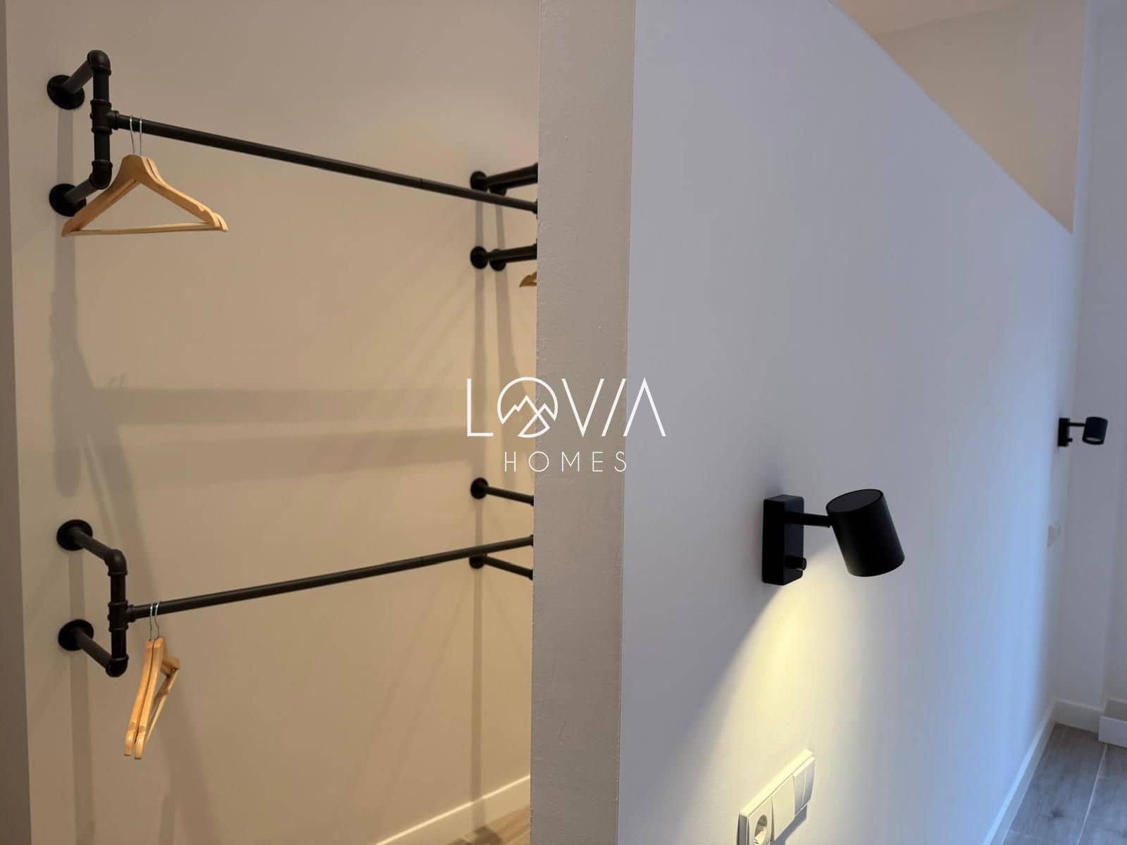 Piso de 4 habitaciones en Gijón en venta - 650.000 € (Ref: 9628155)