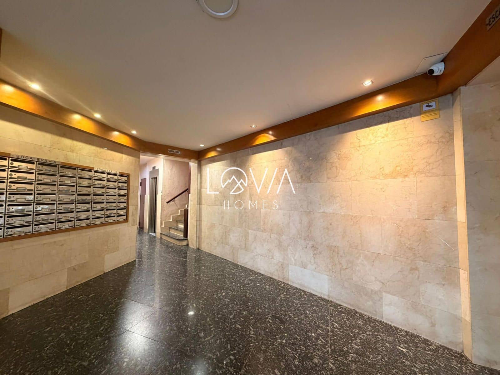 Piso de 4 habitaciones en Gijón en venta - 650.000 € (Ref: 9628155)