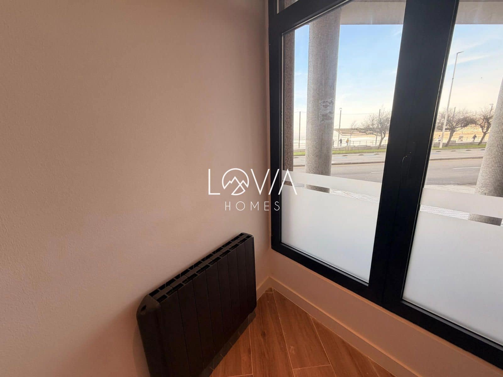 Piso de 4 habitaciones en Gijón en venta - 650.000 € (Ref: 9628155)