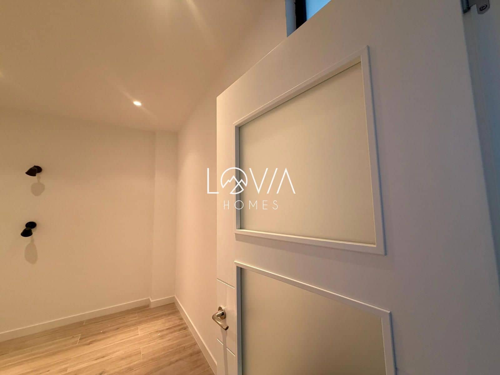 Piso de 4 habitaciones en Gijón en venta - 650.000 € (Ref: 9628155)