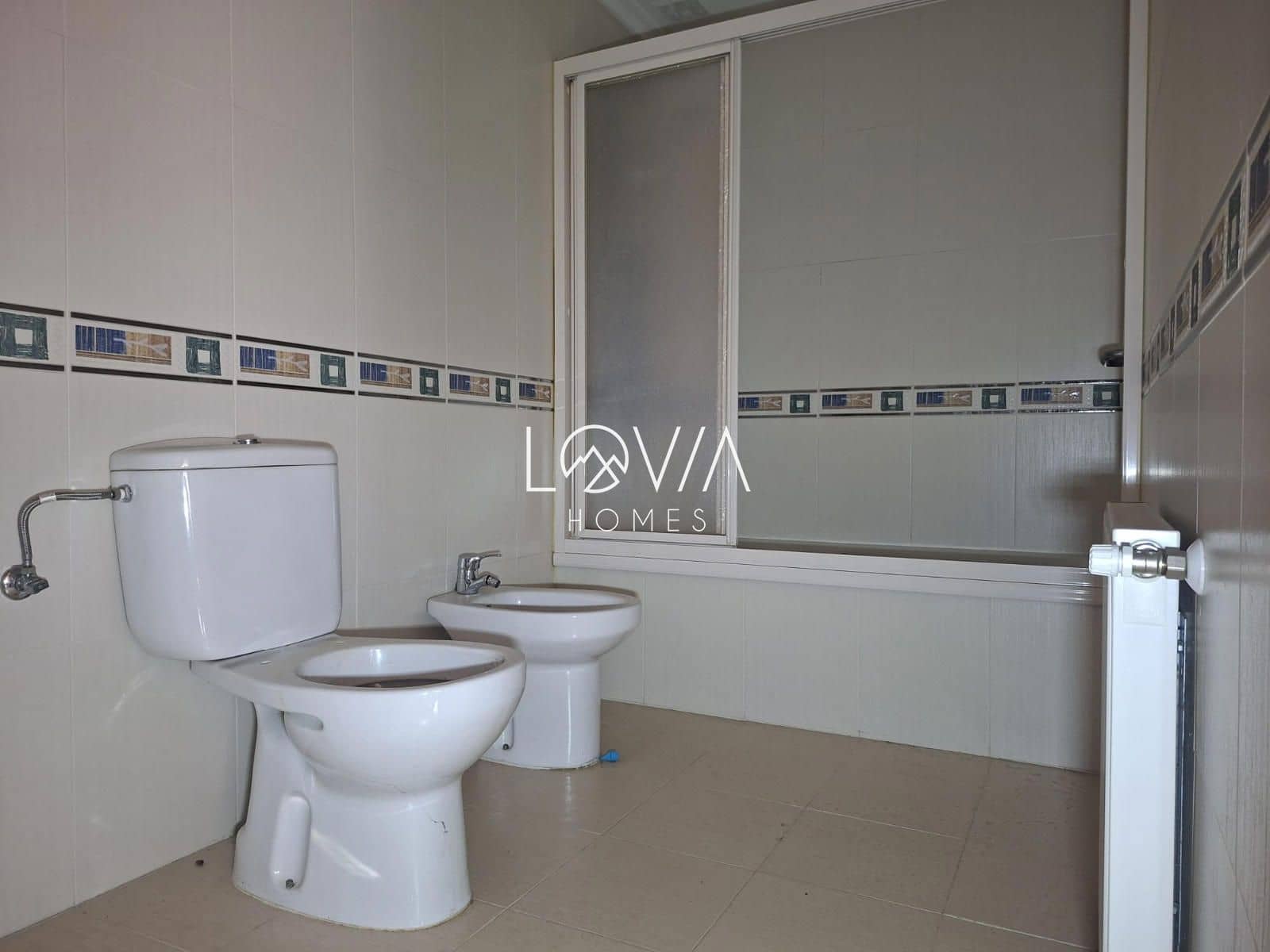 3 slaapkamer Flat te koop in Mieres - € 125.000 (Ref: 9632660)