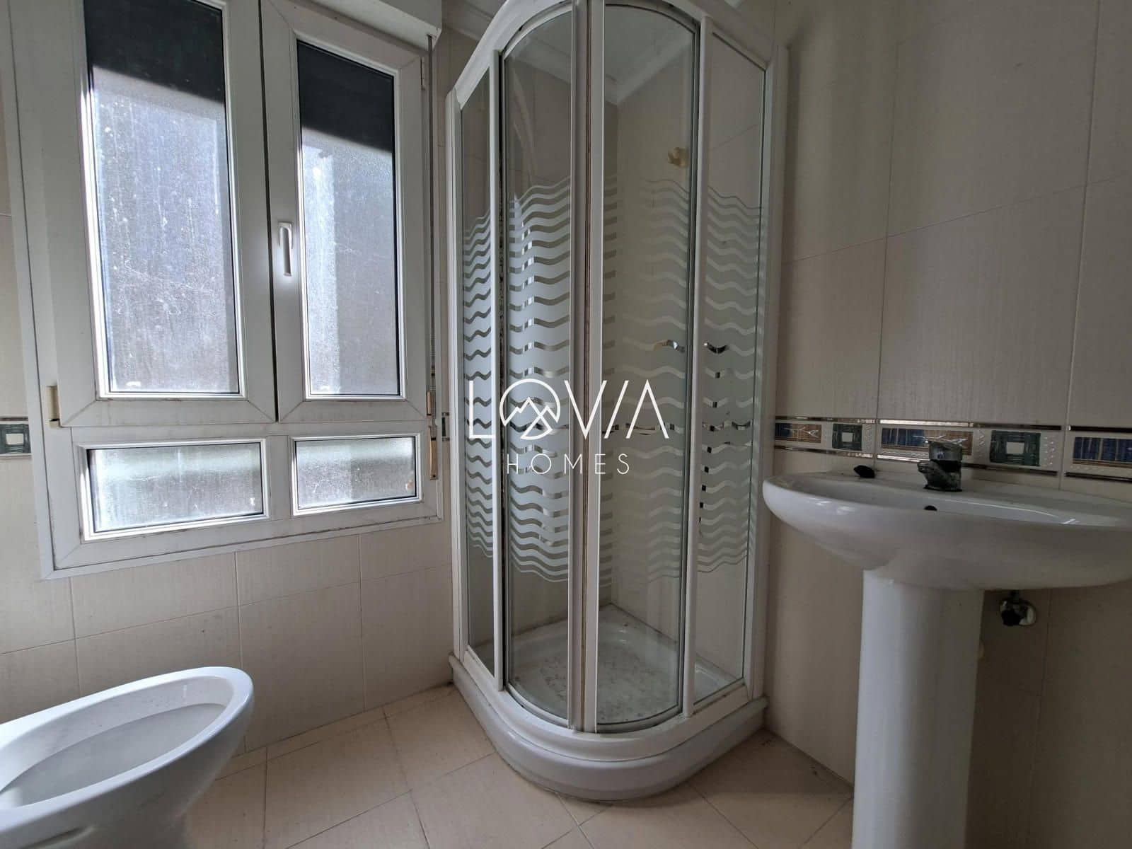 3 slaapkamer Flat te koop in Mieres - € 125.000 (Ref: 9632660)