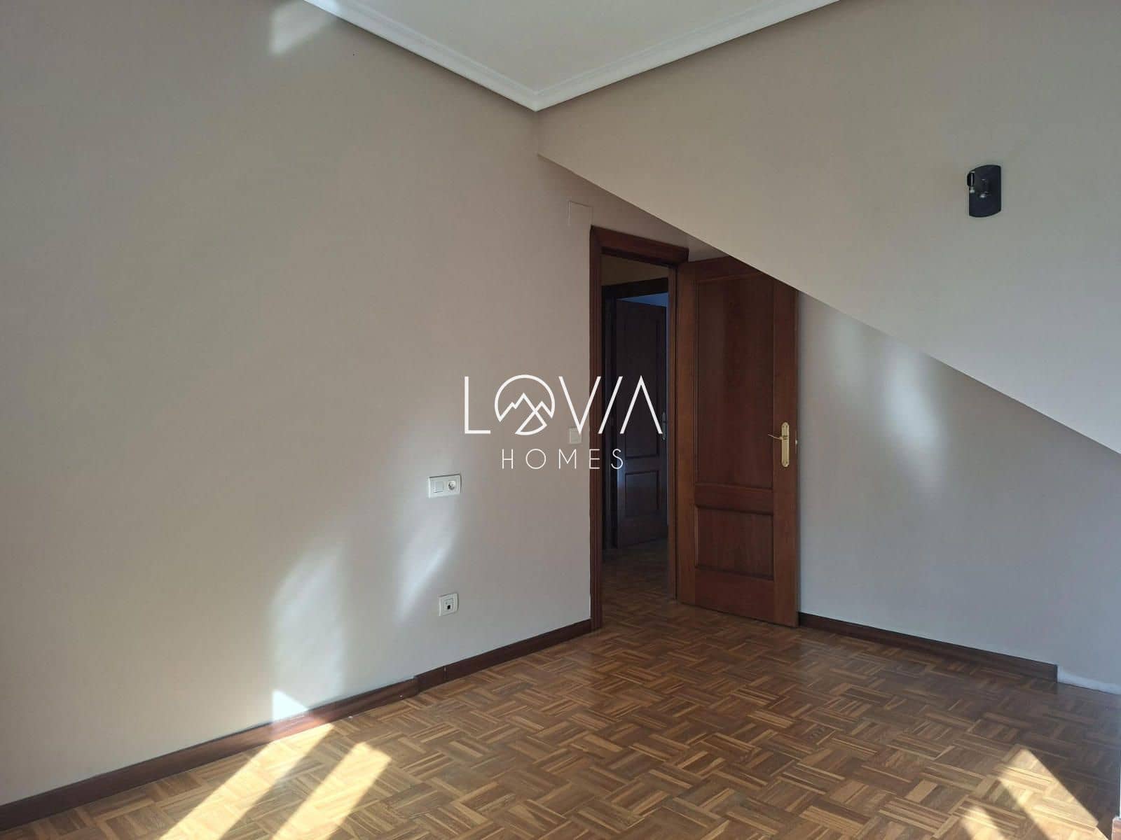 3 slaapkamer Flat te koop in Mieres - € 125.000 (Ref: 9632660)