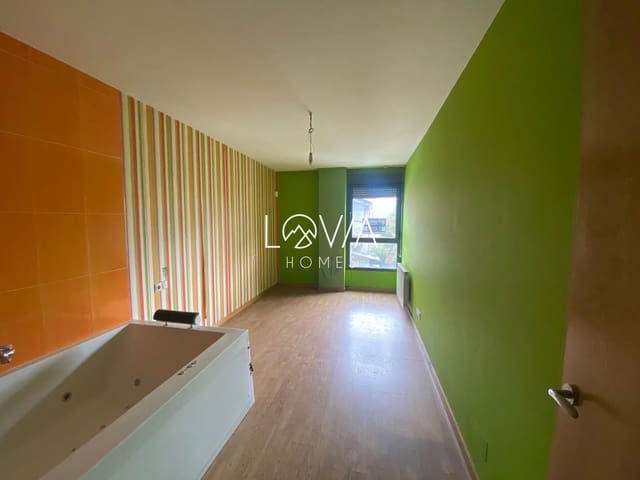 2 Zimmer Wohnung zu verkaufen in Ponferrada mit Garage - 85.000 € (Ref: 9642429)