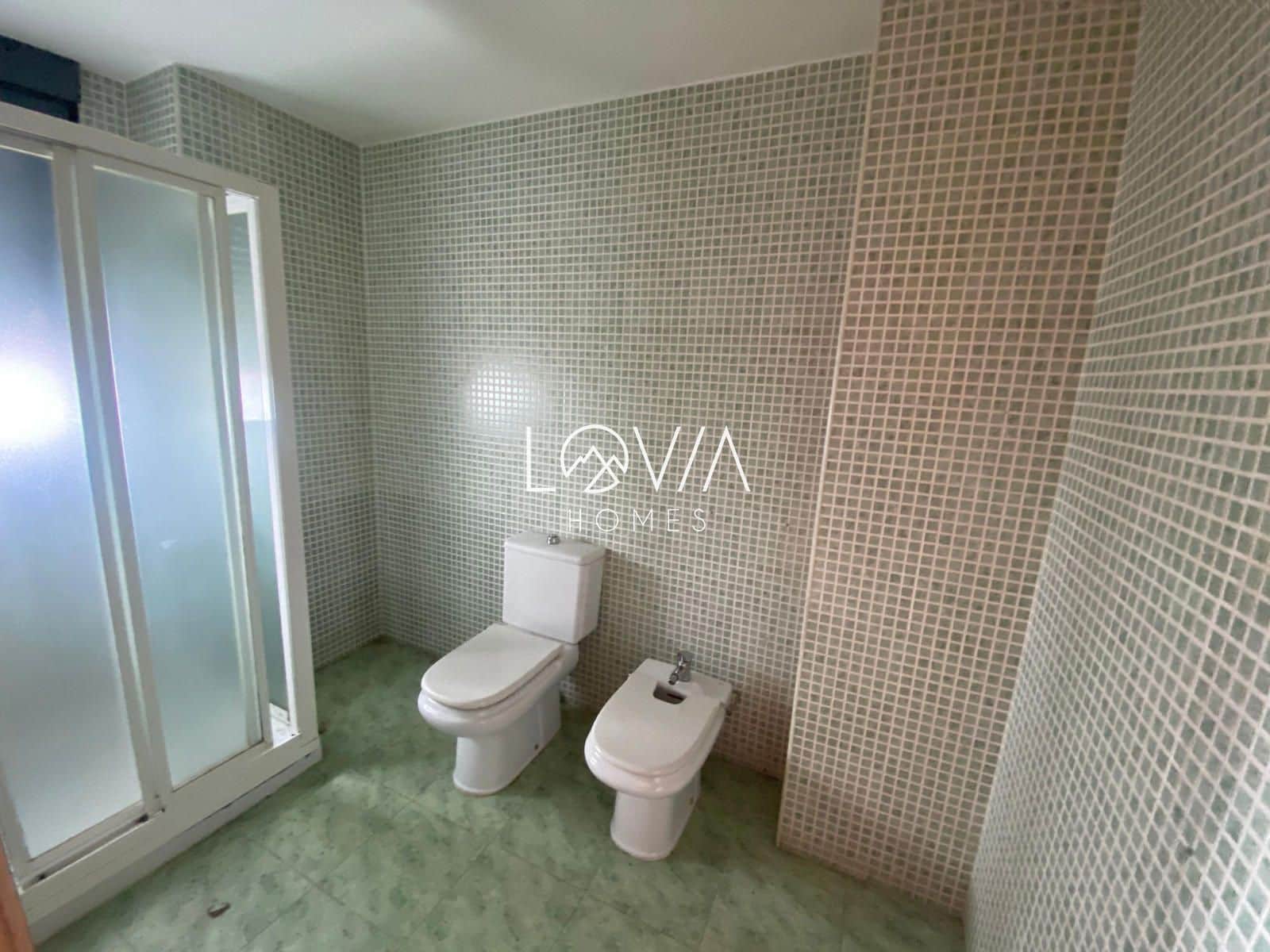 2 makuuhuone Asunto myytävänä paikassa Ponferrada mukana 
autotalli - 85 000 € (Ref: 9642429)