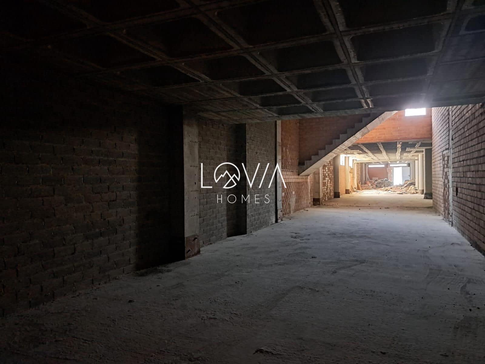 Local Commercial à vendre à Oviedo - 187 055 € (Ref: 9645783)