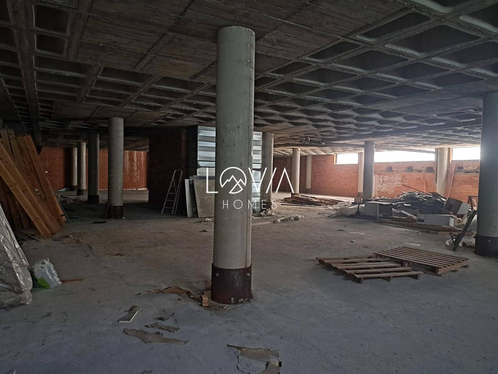 Local Commercial à vendre à Oviedo - 187 055 € (Ref: 9645783)