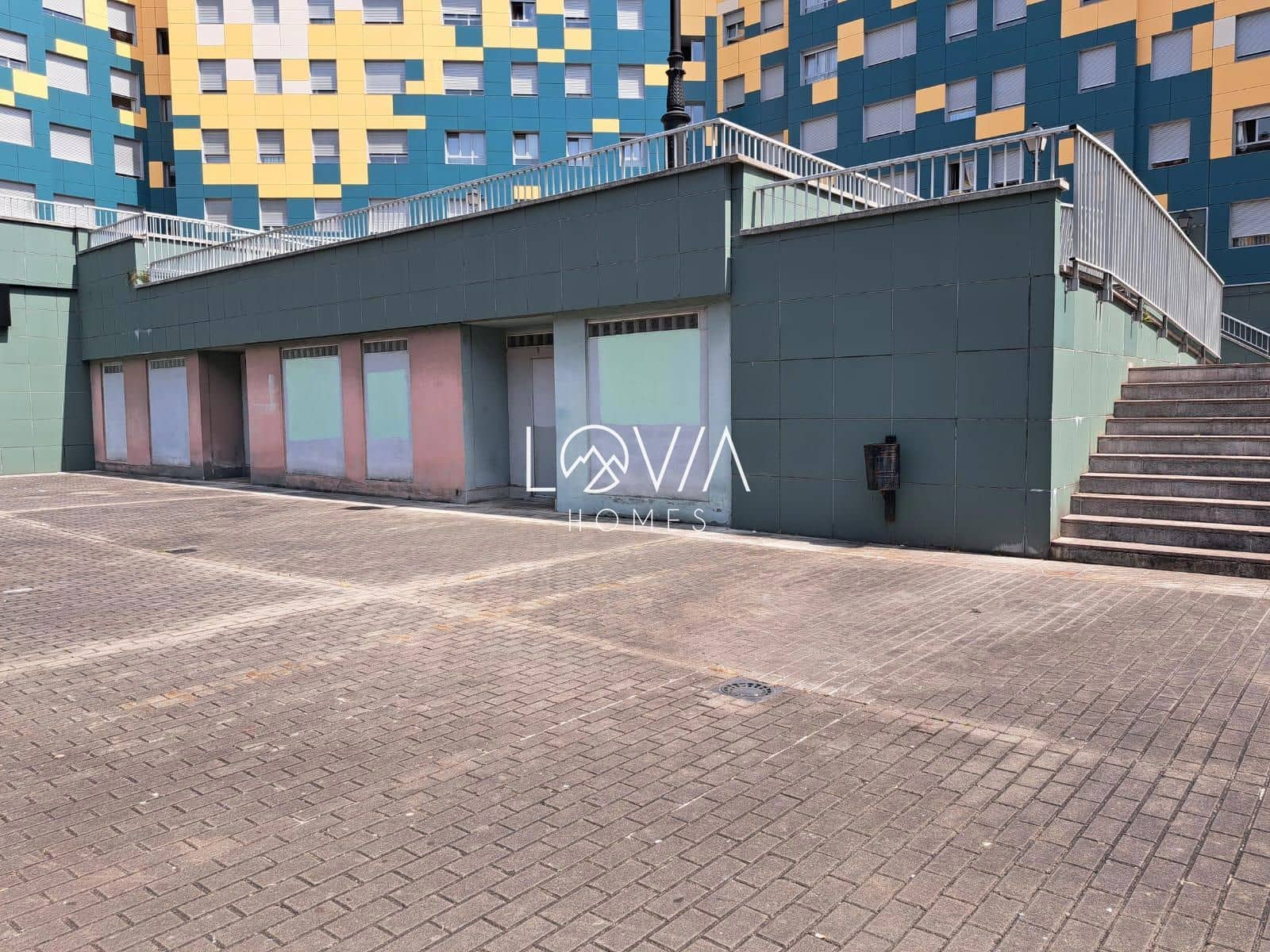 Local Commercial à vendre à Oviedo - 187 055 € (Ref: 9645783)