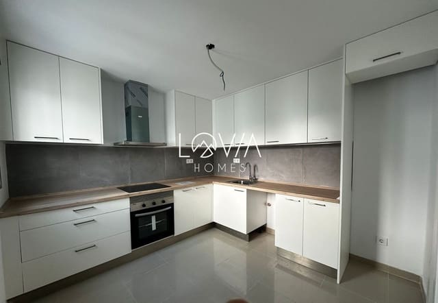 3 soveværelse Lejlighed til salg i Las Palmas de Gran Canaria med garage - € 322.516 (Ref: 9650327)