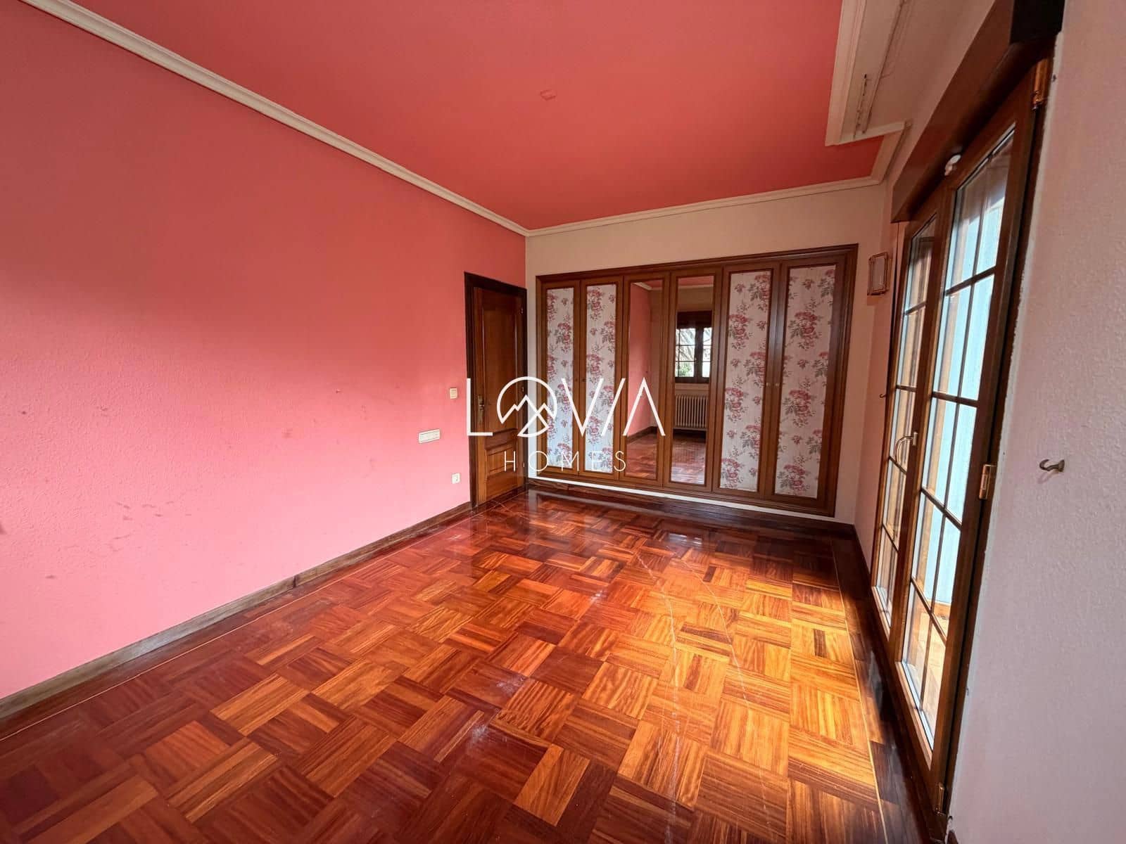 5 slaapkamer Villa te koop in Castrillon met zwembad - € 475.000 (Ref: 9665294)