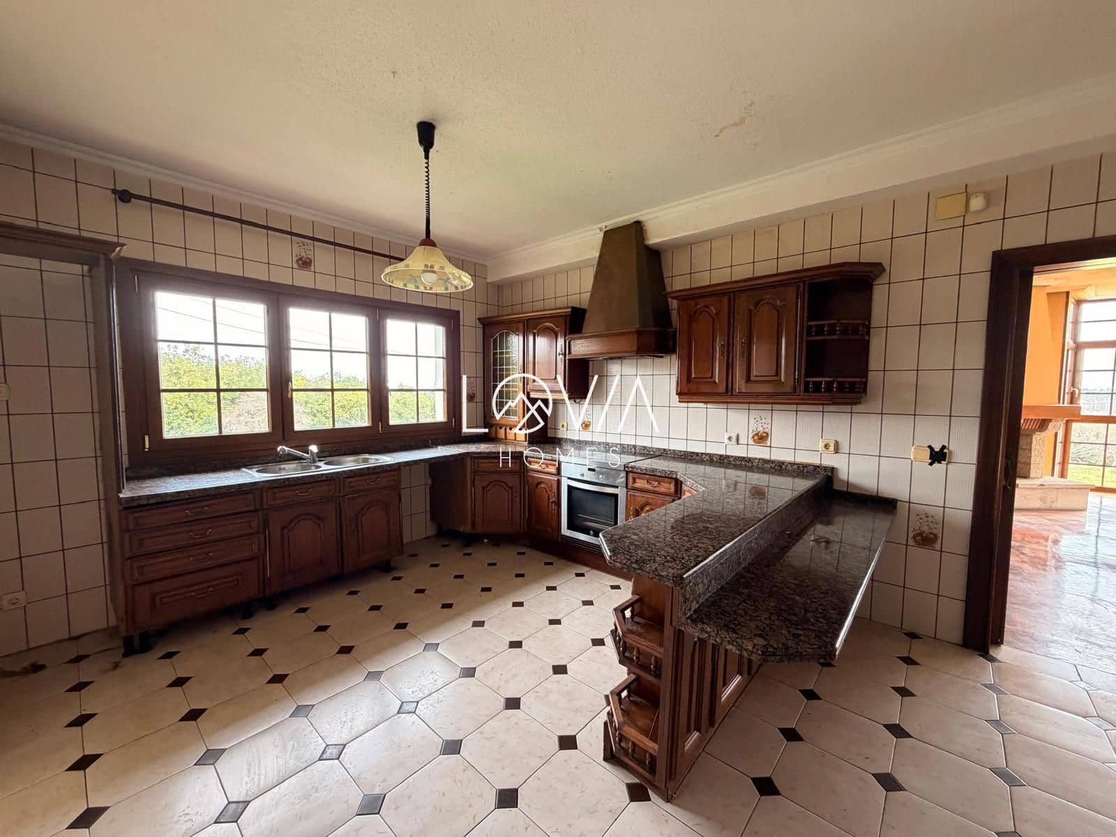 5 slaapkamer Villa te koop in Castrillon met zwembad - € 475.000 (Ref: 9665294)