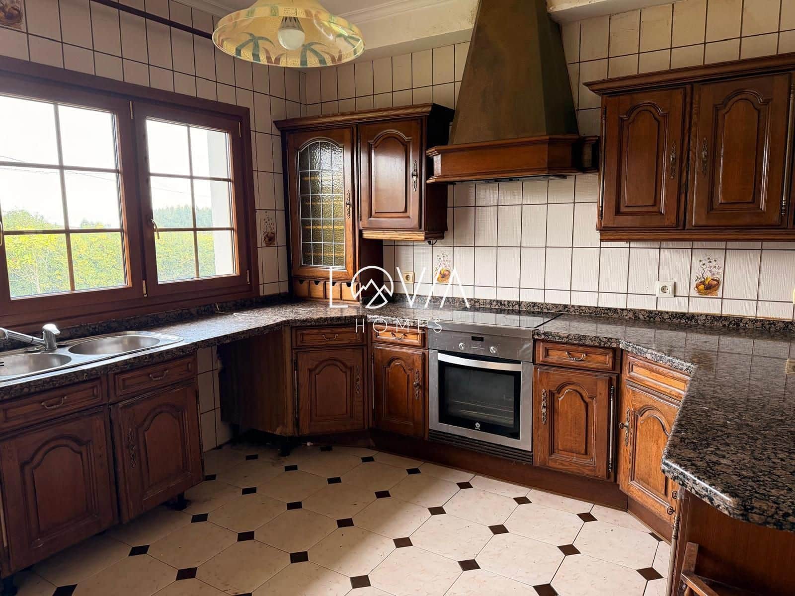 5 slaapkamer Villa te koop in Castrillon met zwembad - € 475.000 (Ref: 9665294)