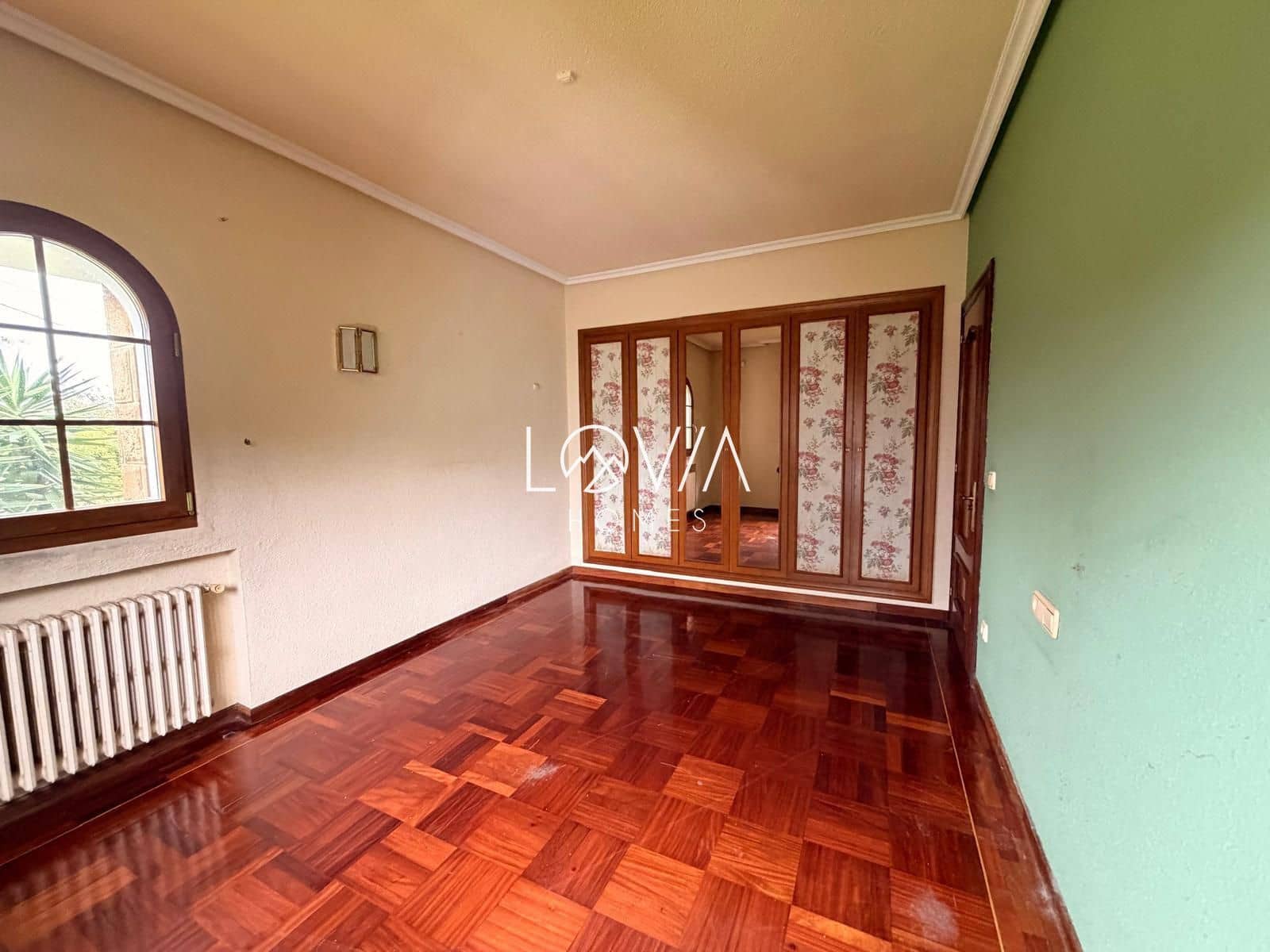 5 slaapkamer Villa te koop in Castrillon met zwembad - € 475.000 (Ref: 9665294)