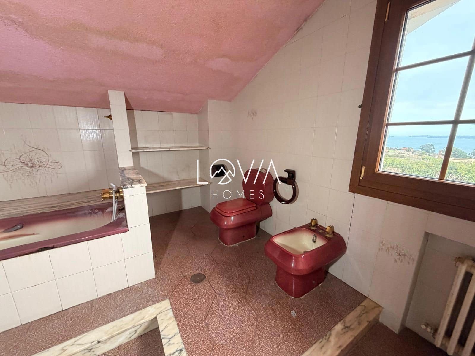 5 slaapkamer Villa te koop in Castrillon met zwembad - € 475.000 (Ref: 9665294)