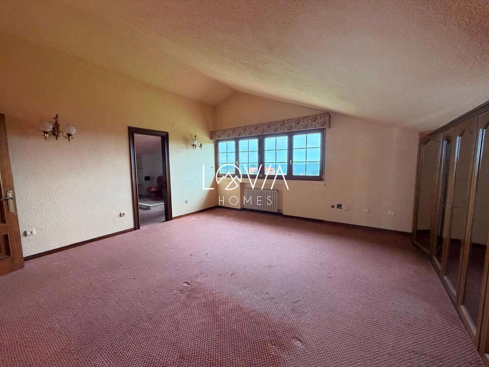 5 slaapkamer Villa te koop in Castrillon met zwembad - € 475.000 (Ref: 9665294)