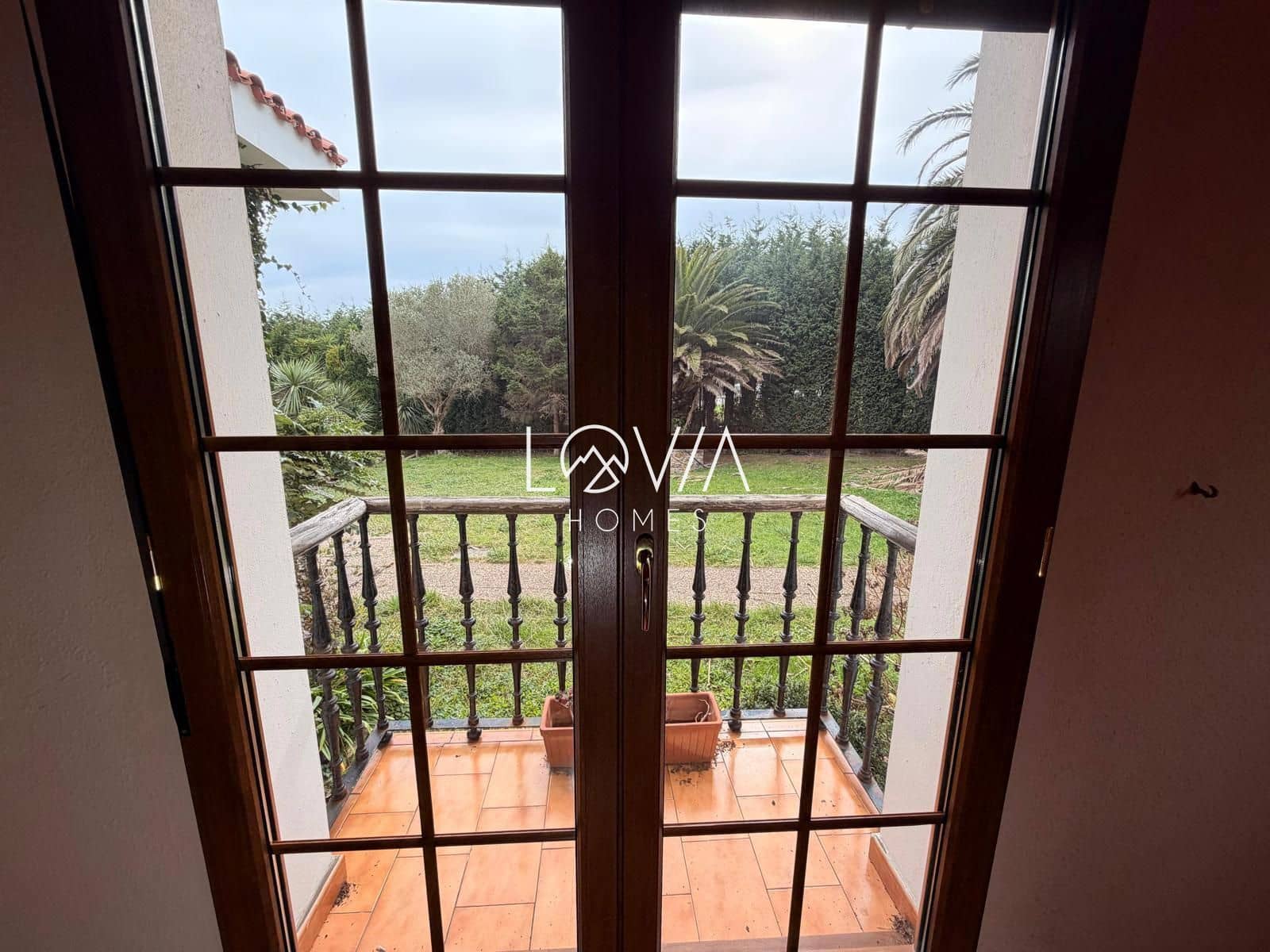 5 slaapkamer Villa te koop in Castrillon met zwembad - € 475.000 (Ref: 9665294)