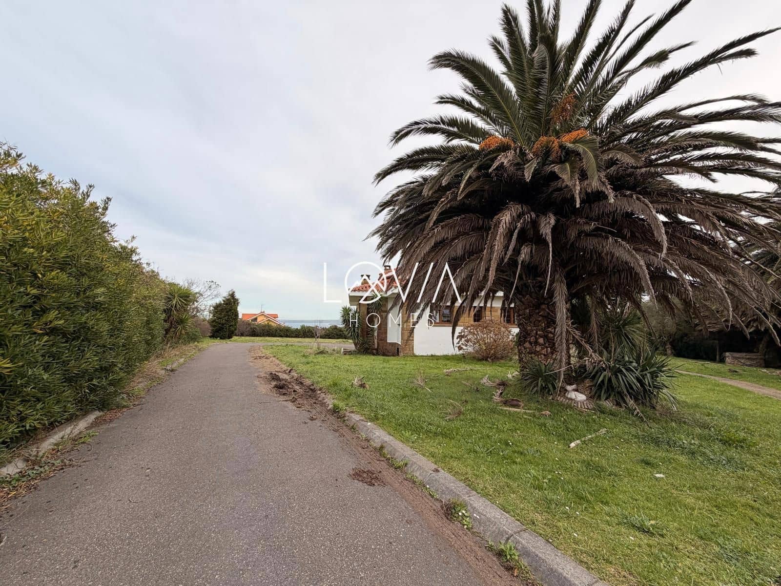 5 slaapkamer Villa te koop in Castrillon met zwembad - € 475.000 (Ref: 9665294)