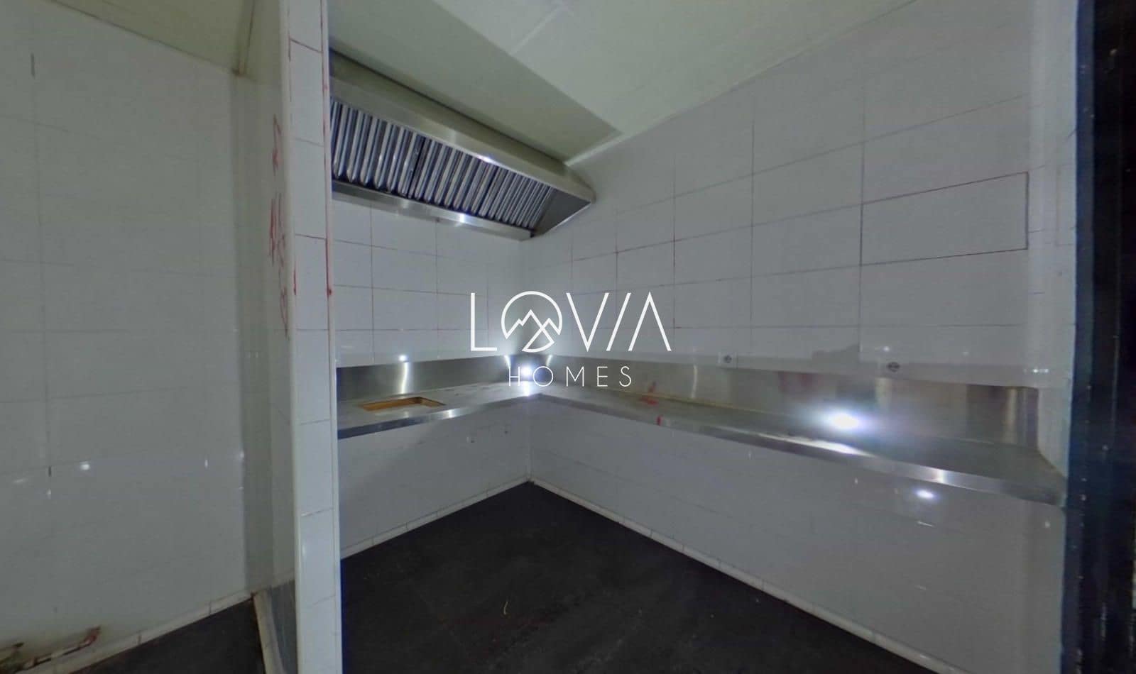 Kommersiell til salgs i Madrid by - € 565 000 (Ref: 9665519)