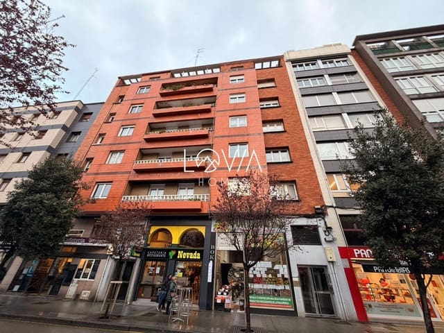 Piso de 3 habitaciones en Gijón en venta - 260.000 € (Ref: 9669324)