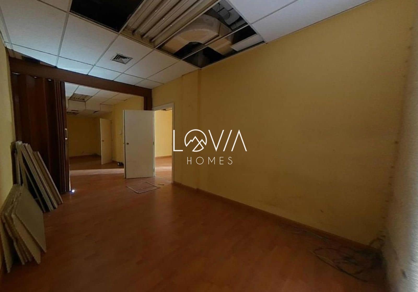 Commercial for sale in Madrid city - € 355,000 (Ref: 9675970)