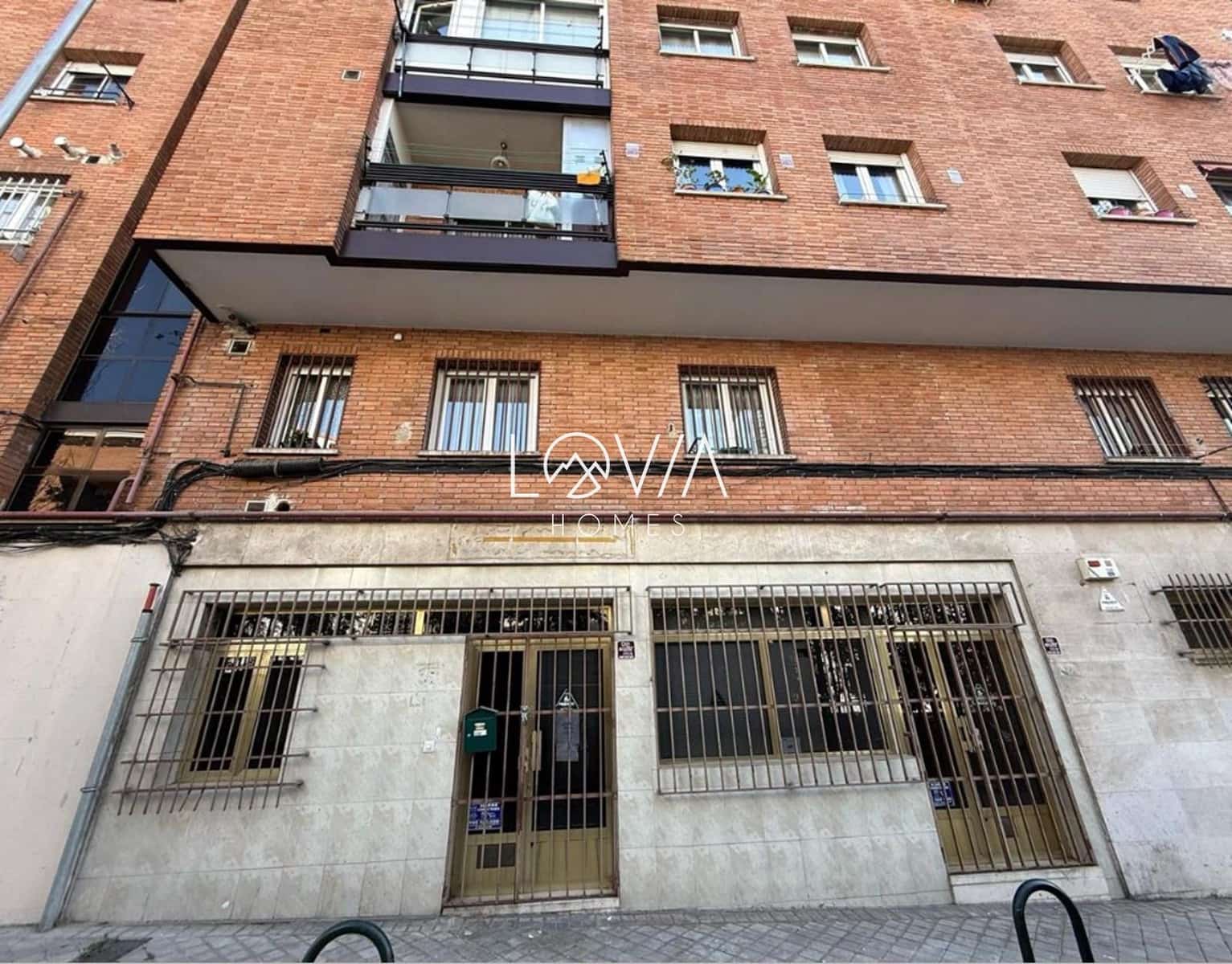 Commercial for sale in Madrid city - € 355,000 (Ref: 9675970)