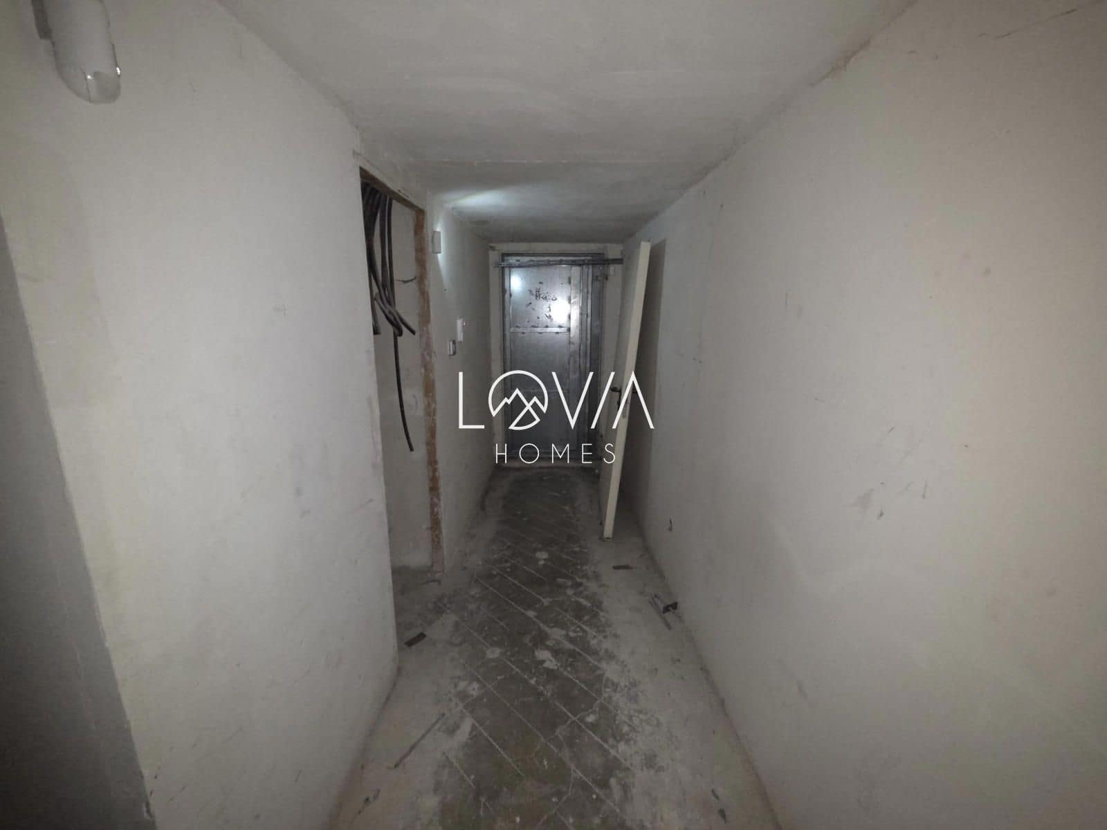 Commercial for sale in Madrid city - € 997,000 (Ref: 9679124)