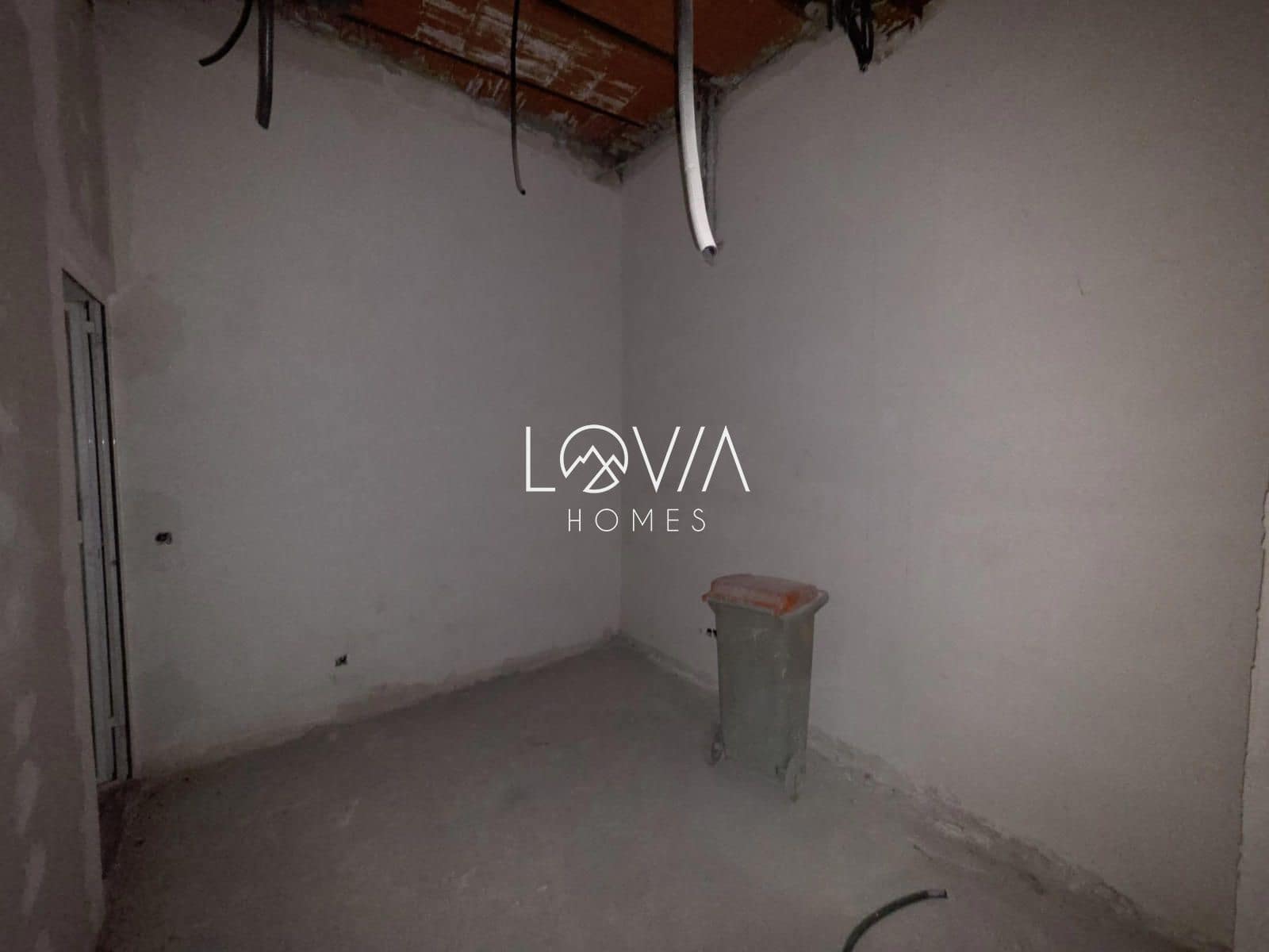 Commercial for sale in Madrid city - € 997,000 (Ref: 9679124)