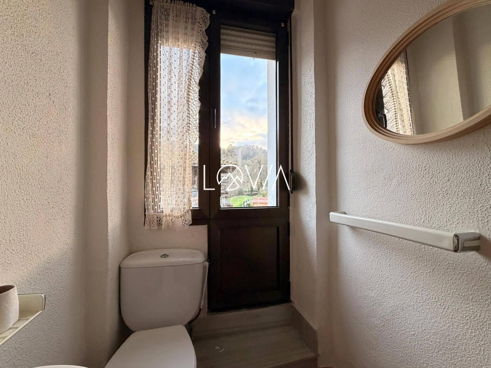 Casa de 3 habitaciones en Salas en venta - 145.000 € (Ref: 9679206)