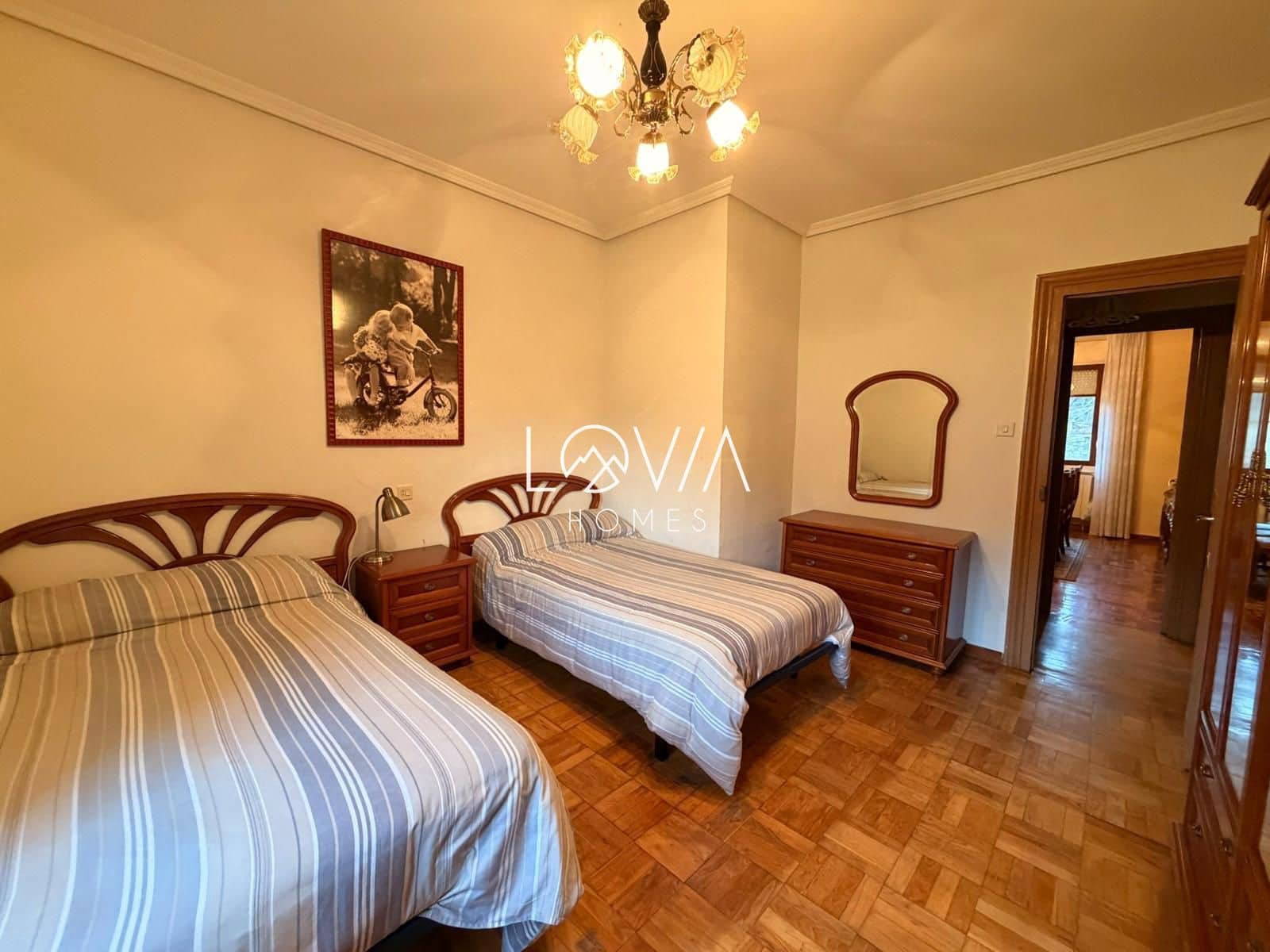 Casa de 3 habitaciones en Salas en venta - 145.000 € (Ref: 9679206)