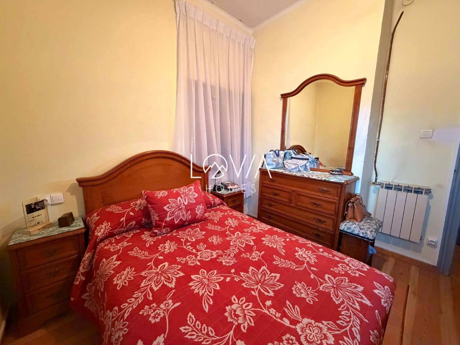 11 bedroom Villa for sale in Cangas del Narcea - € 125,000 (Ref: 9707618)