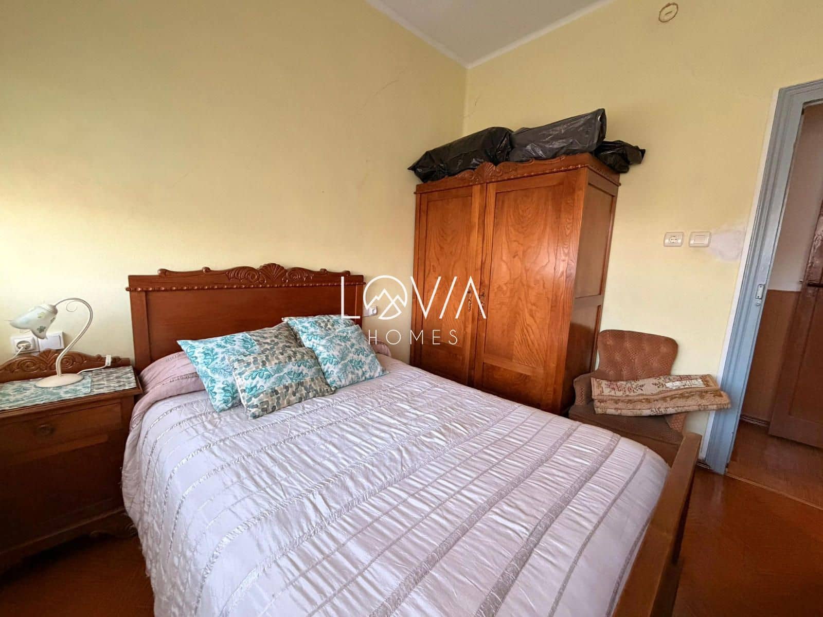 11 bedroom Villa for sale in Cangas del Narcea - € 125,000 (Ref: 9707618)