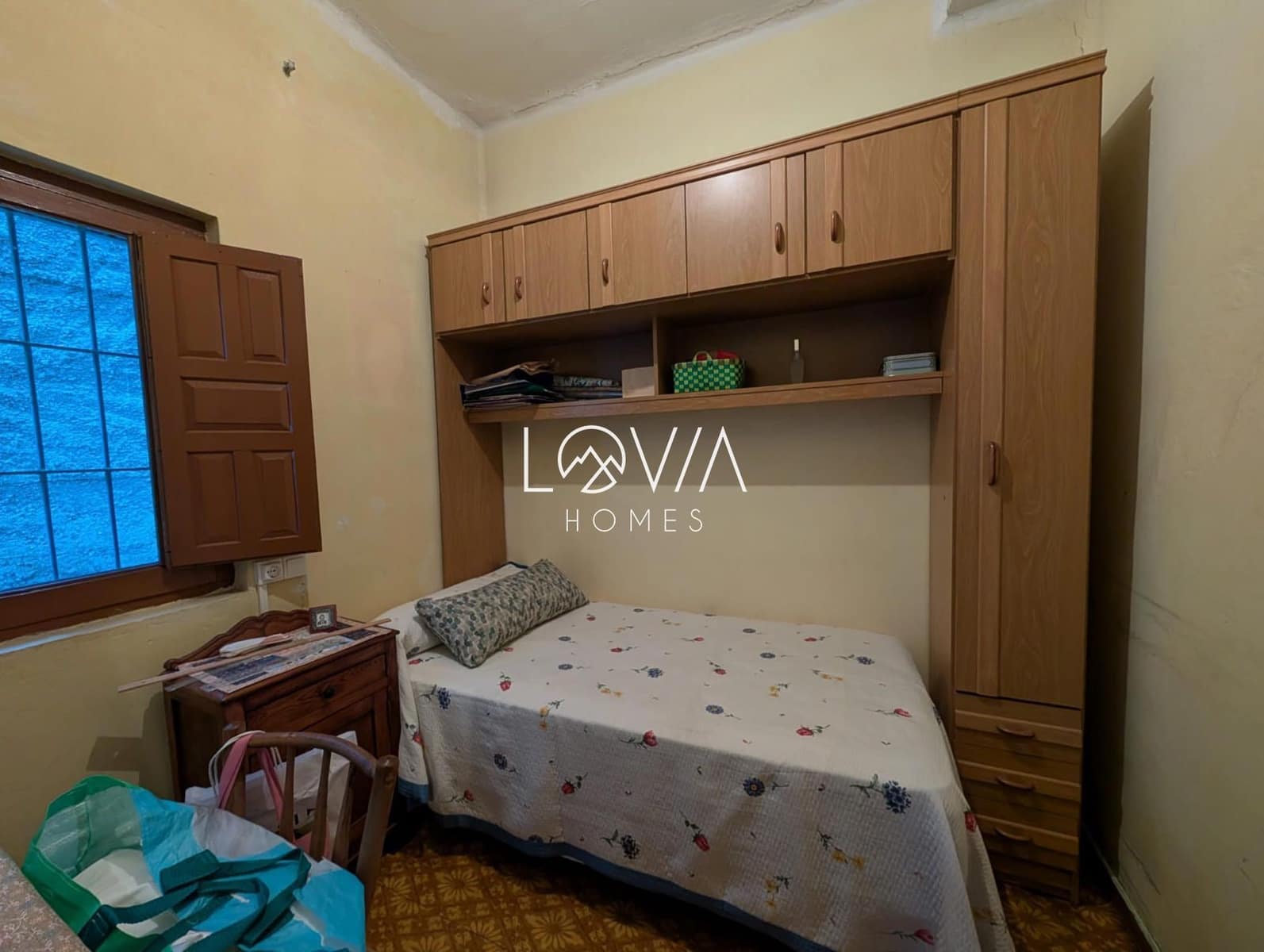 11 bedroom Villa for sale in Cangas del Narcea - € 125,000 (Ref: 9707618)