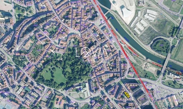 Piso de 4 habitaciones en Avilés en venta - 101.500 € (Ref: 9715350)