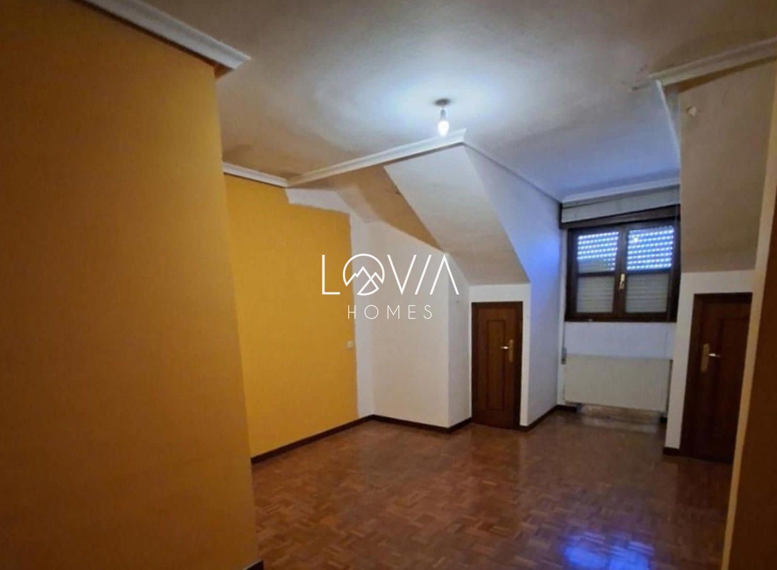 3 bedroom Flat for sale in Oviedo - € 160,000 (Ref: 9737096)