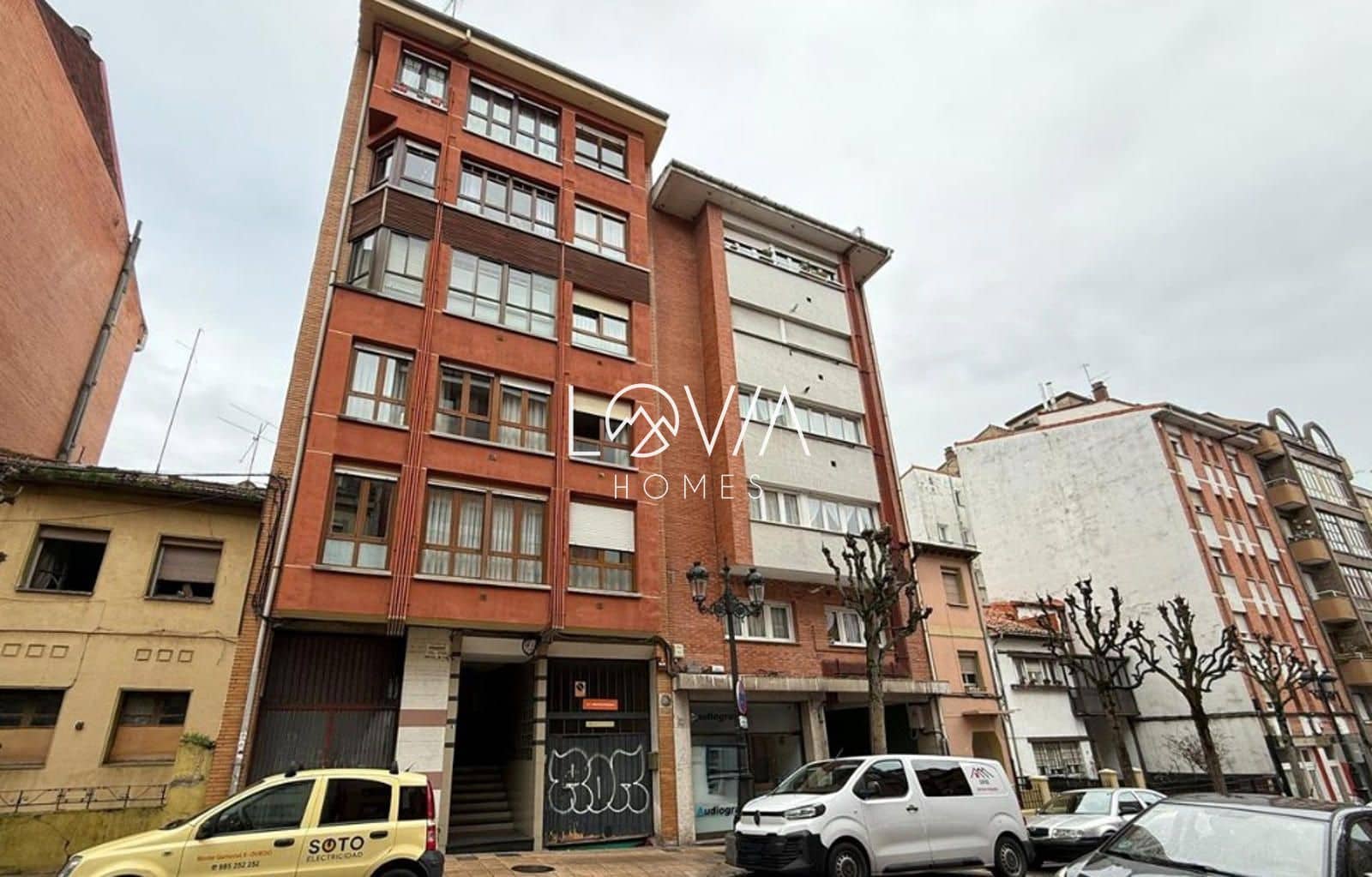 3 bedroom Flat for sale in Oviedo - € 160,000 (Ref: 9737096)
