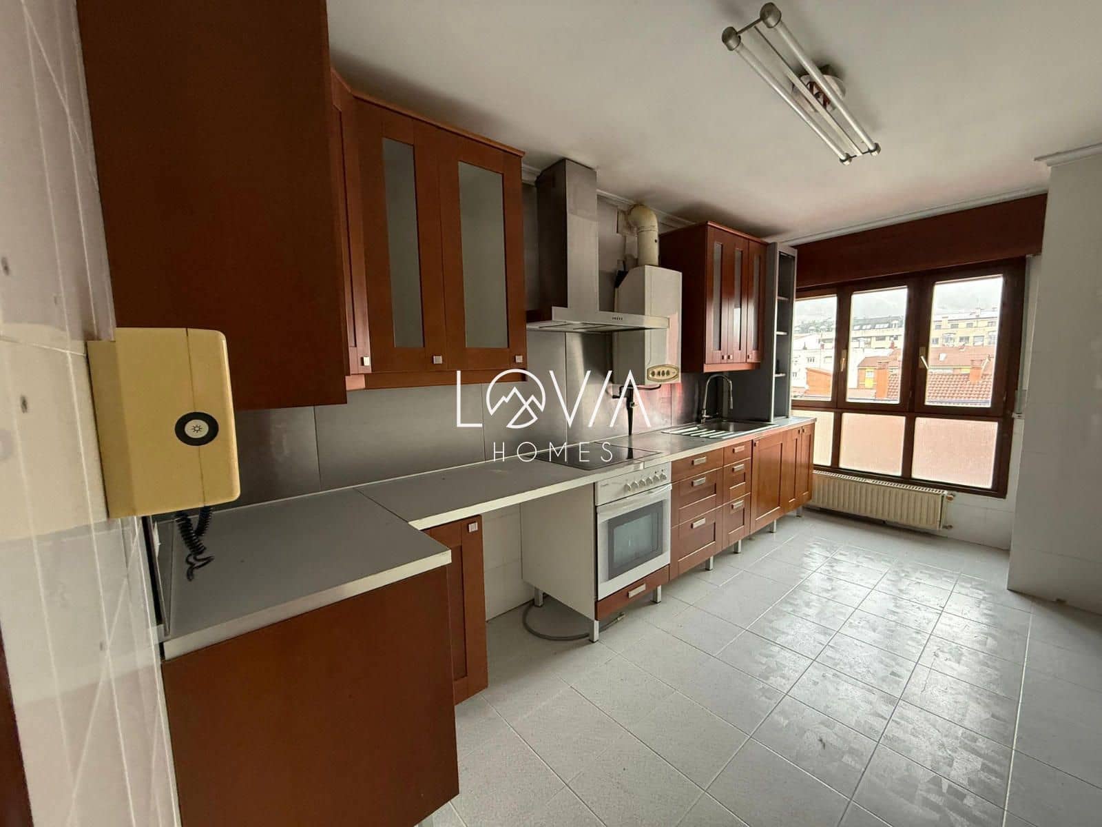 3 bedroom Flat for sale in Oviedo - € 160,000 (Ref: 9737096)