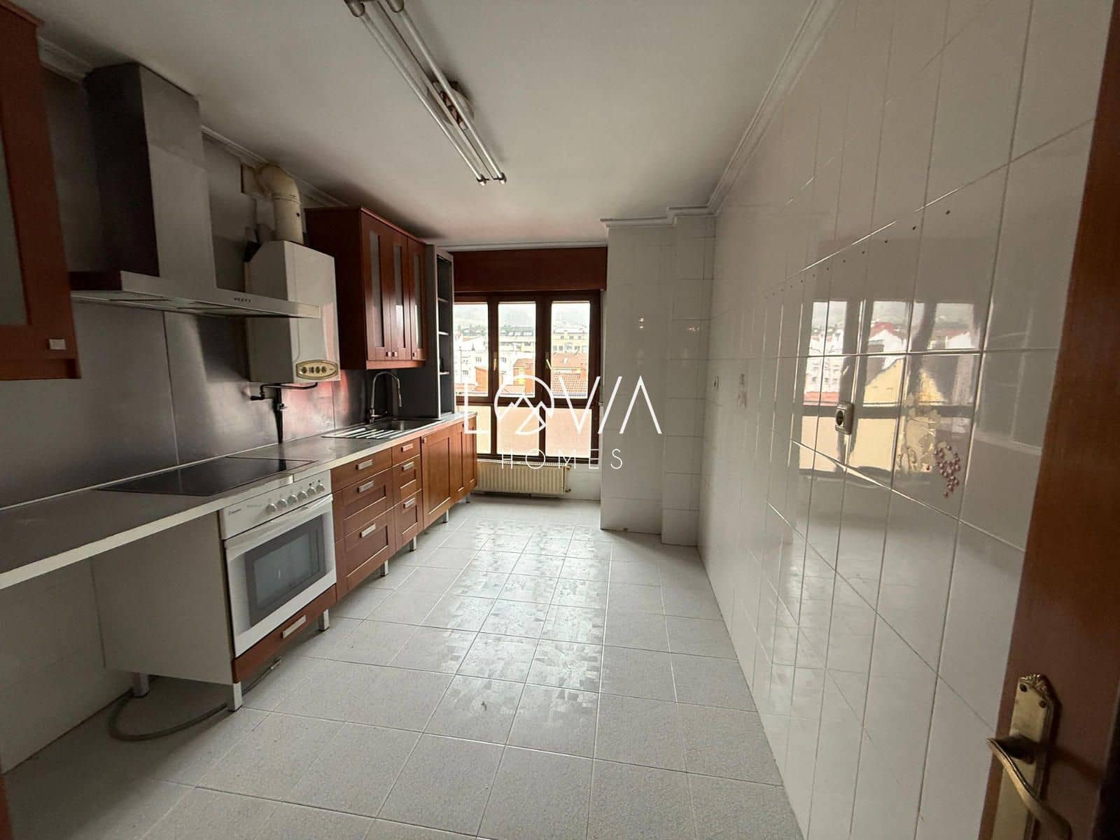 3 bedroom Flat for sale in Oviedo - € 160,000 (Ref: 9737096)