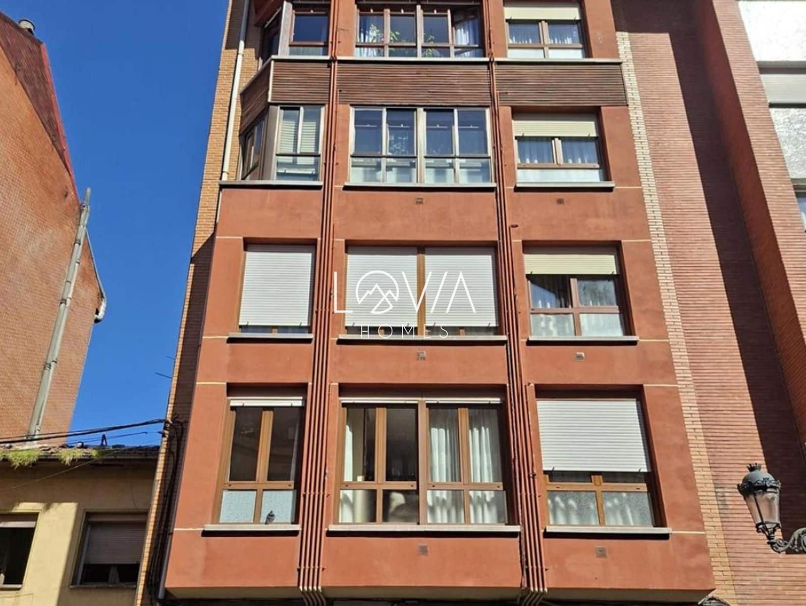 3 bedroom Flat for sale in Oviedo - € 160,000 (Ref: 9737096)