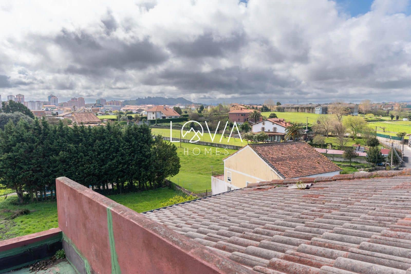 Erhverv til salg i Santander - € 58.000 (Ref: 9748221)