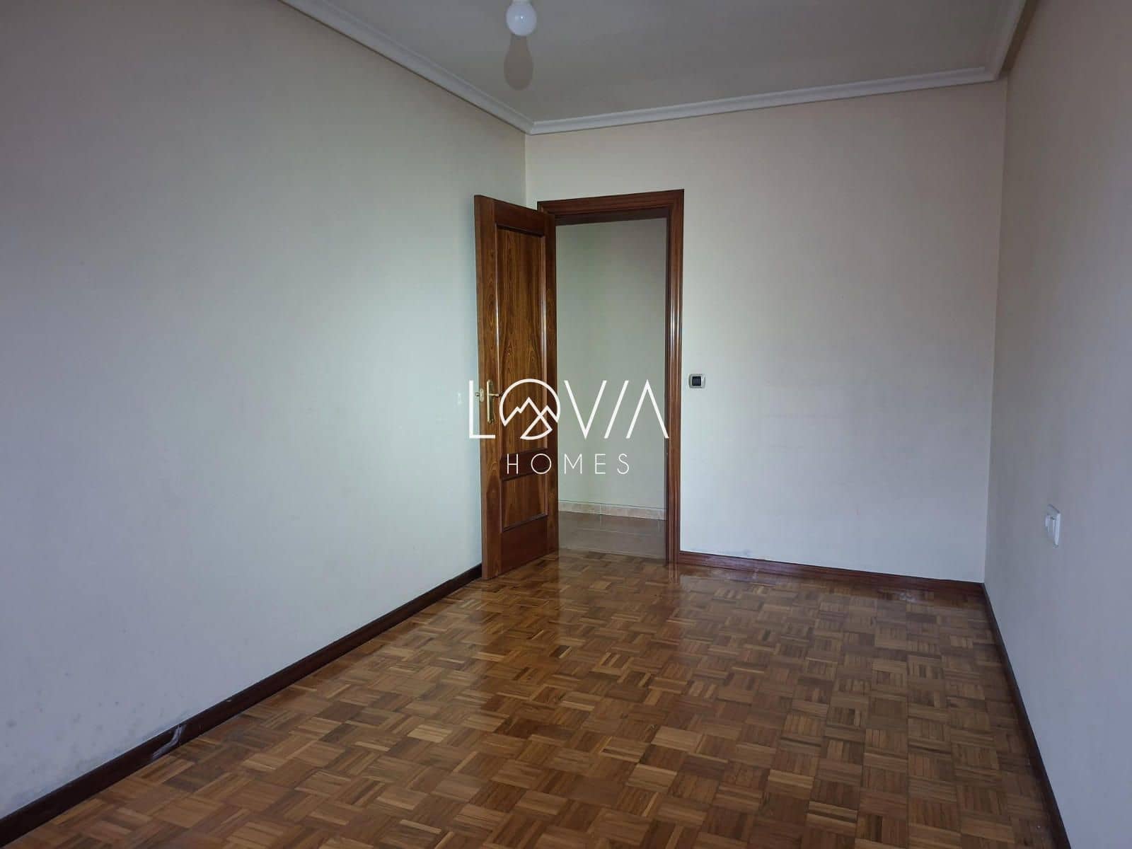 3 sypialnia Mieszkanie na sprzedaż w Oviedo - 175 000 € (Ref: 9753503)