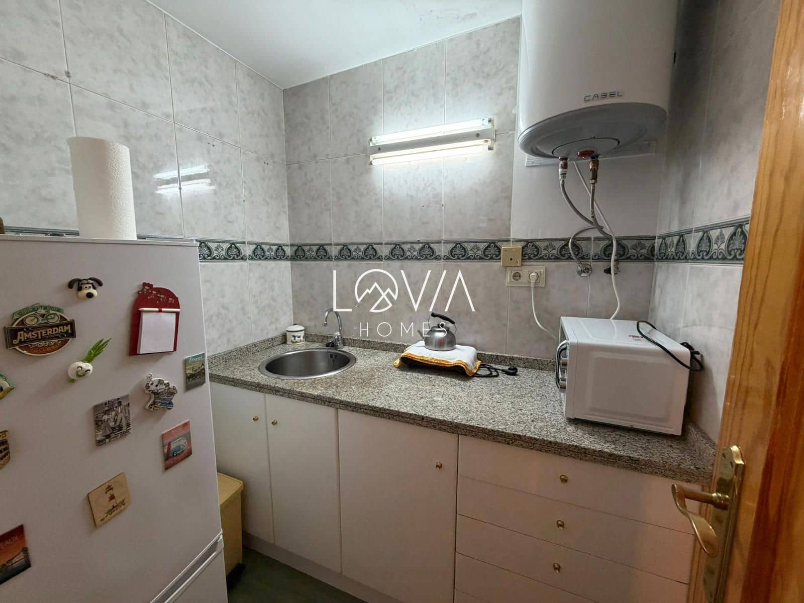 Kaupallinen myytävänä paikassa Oviedo - 184 000 € (Ref: 9763245)