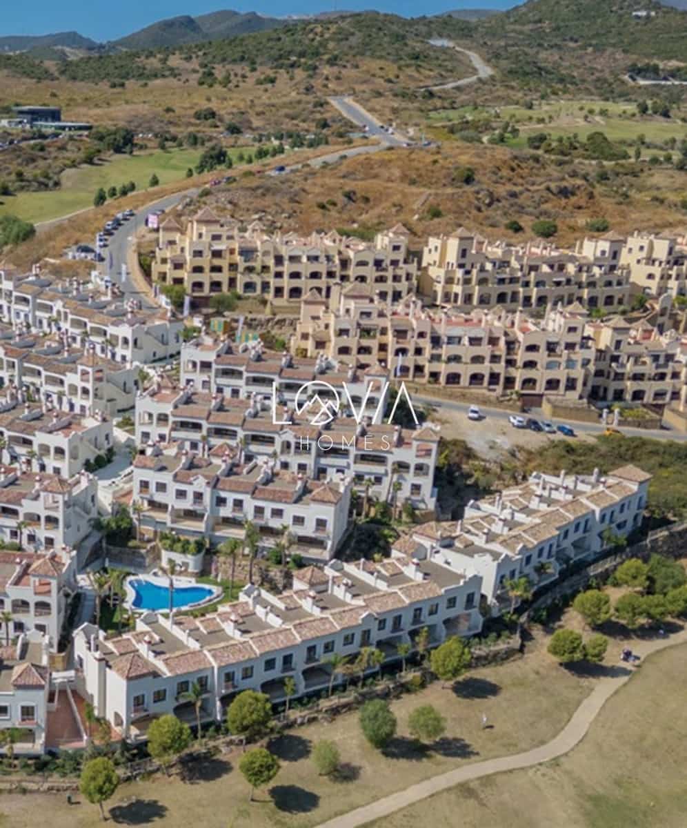 3 slaapkamer Huis te koop in Estepona met zwembad garage - € 593.750 (Ref: 9806968)